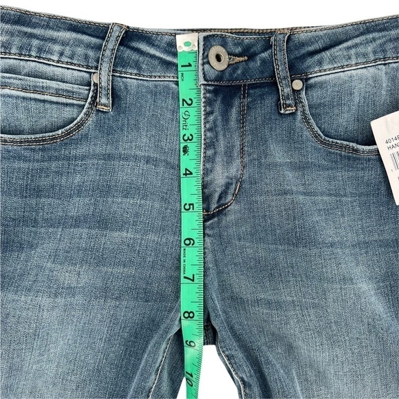 NWT Articles of Society Super Soft Blue Cropped Distressed Jeans Size 25 Womens - Picture 12 of 13